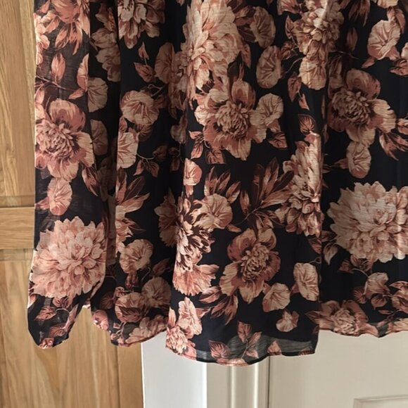NWT EVER NEW Amelia Curve black peony Printed Button-Down Blouse 18 - Picture 8 of 16